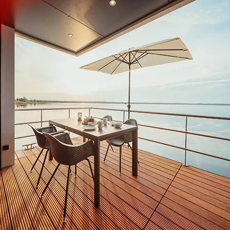 Botel Hausboot Am Graebendorfer *