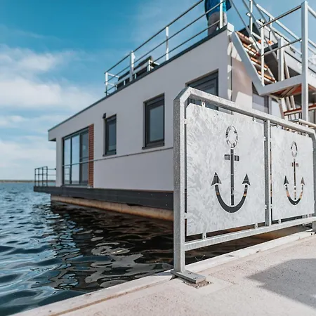 Hausboot Am Graebendorfer Hotel en barco *