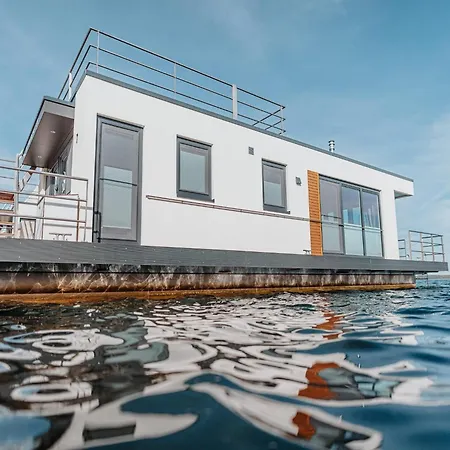 Hausboot Am Graebendorfer